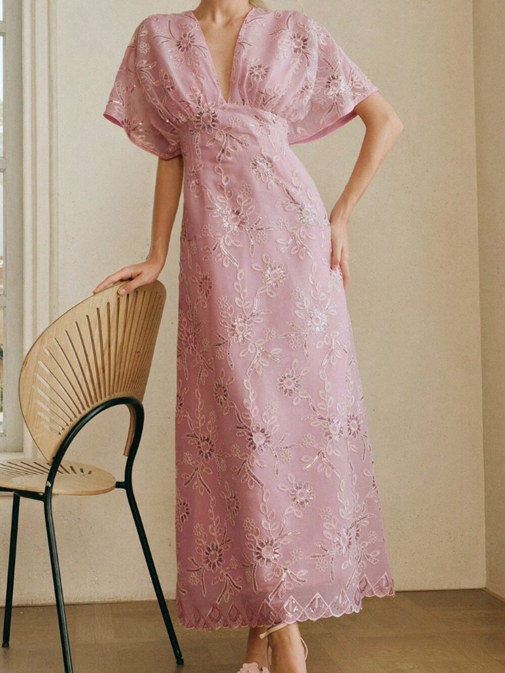 Baby Pink Elegant Women's Dress - Picture 5 of 8